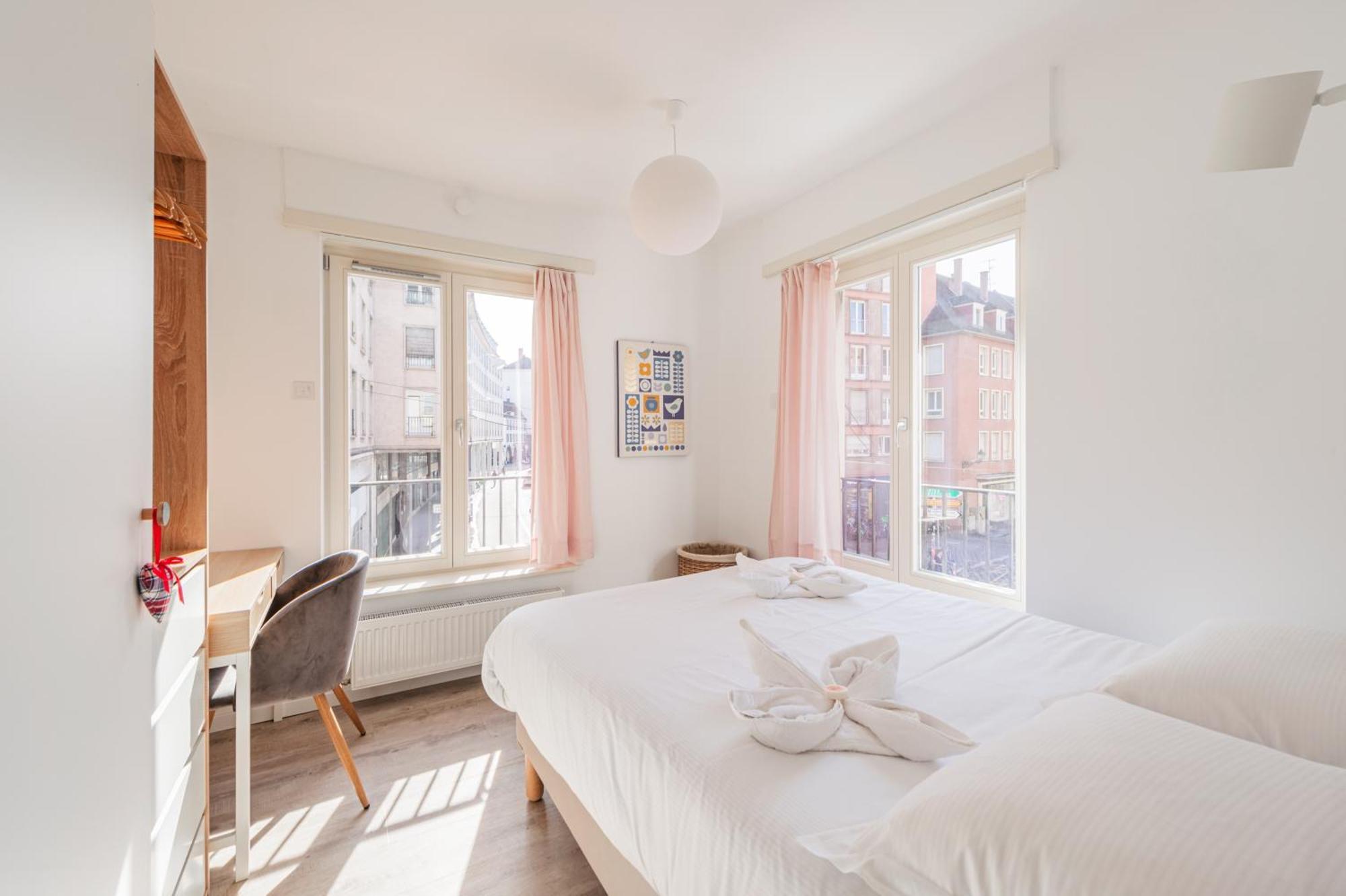 Le Strasbourgeois - Appt 60M² - 6 Voyageurs Apartment Luaran gambar