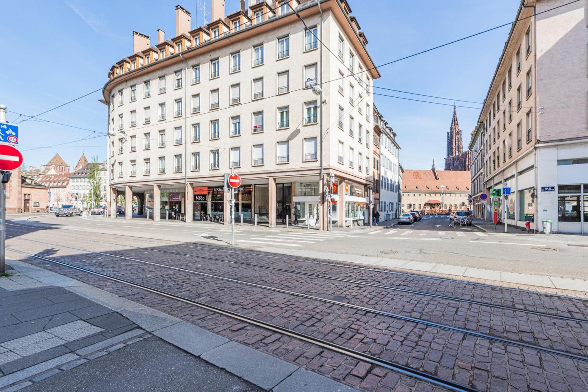 Le Strasbourgeois - Appt 60M² - 6 Voyageurs Apartment Luaran gambar